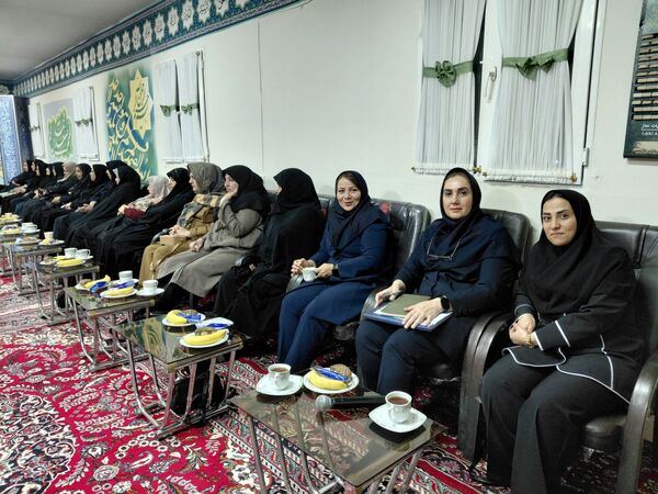 اولین جلسه شورای دبیران در دبیرستان علی‌ افشارنژاد 