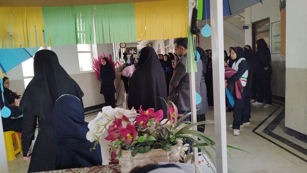 برگزاری هفته ماها در دبیرستان علامه جعفری ناحیه ۳