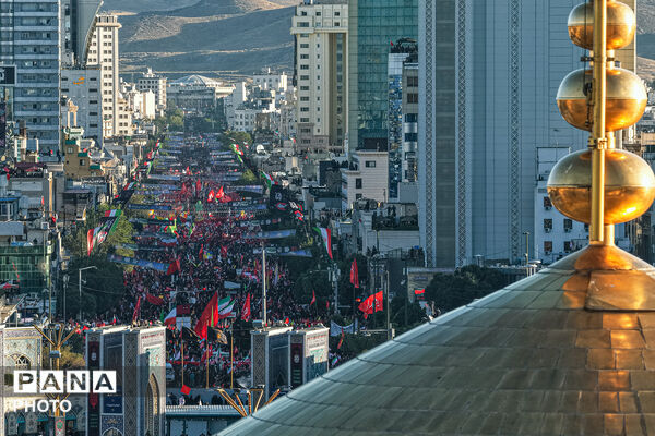 تشییع پیکر رهبر شهید انقلاب در مشهد مقدس-۱
