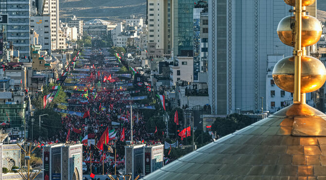 تشییع پیکر رهبر شهید انقلاب در مشهد مقدس-۱
