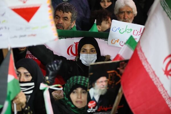 ندای رعدآسای «الله‌اکبر» در بزرگداشت یوم‌الله ۱۲ فروردین، در استان همدان