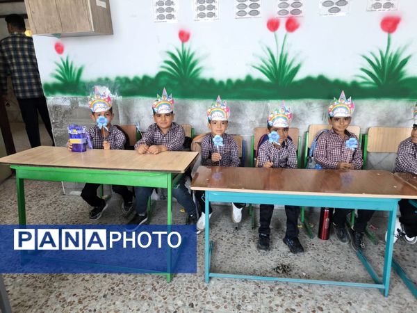 شور و شوق آغاز مدرسه؛ جشن به‌یادماندنی کلاس‌اولی‌ها در روستای مزرعه