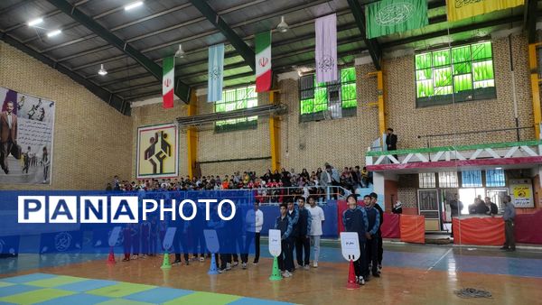 افتتاح المپیاد ورزشی درون‌مدرسه‌ای در هنرستان شهید مافی چناران