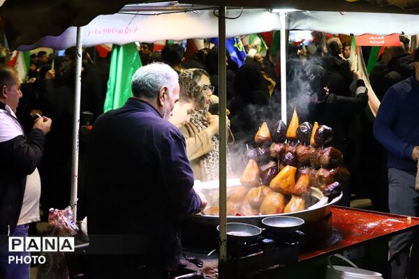 بی‌تاب میناب در شب اربعین شهادت رهبر امت 