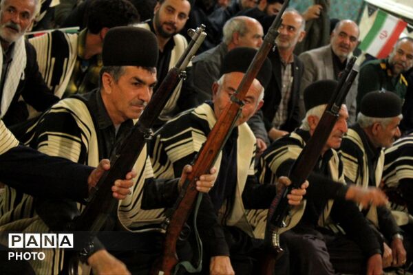 ‌حضور قوم بختیاری در تشییع شهید سجاد نادری