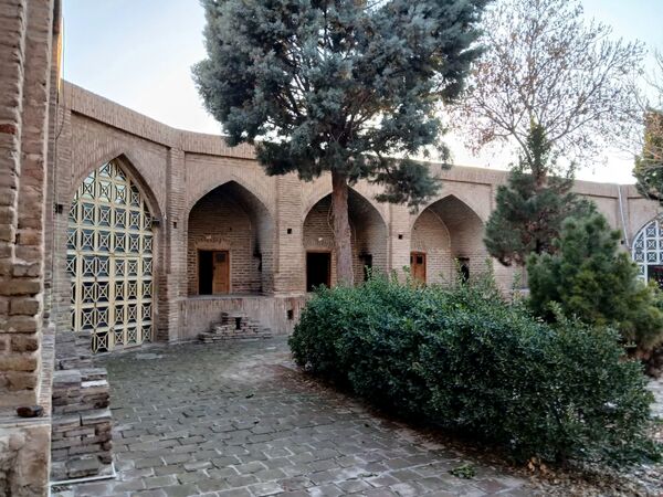 قدمگاه و کاروانسرا امام رضا(ع) در نیشابور