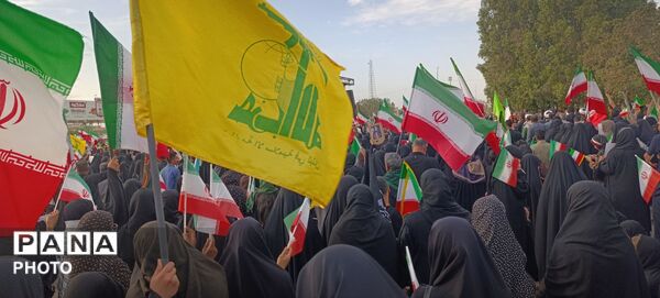 خروش حماسی مردم انقلابی بندرعباس در تجدید میثاق با رهبر جدید انقلاب اسلامی