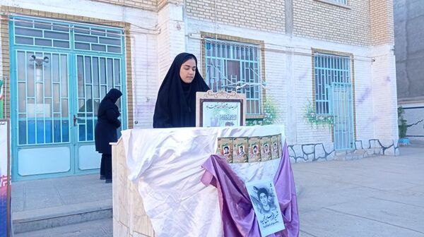 گرامیداشت روز بسیج دانش آموزی و عزاداری حضرت فاطمه(س) در خلیل آباد