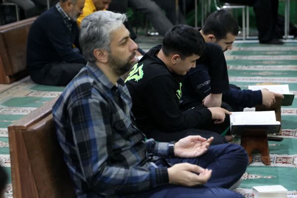 افتتاحیه مراسم اعتکاف بزرگ جنوب شرق استان تهران در مصلی صاحب الزمان (عج) شهرستان ورامین 