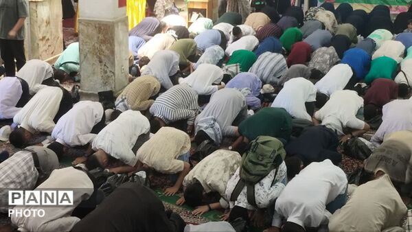 جشن تکلیف نوجوانان نوجهاد منطقه ۱۰
