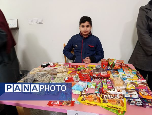 برپایی بازارچه کار و فناوری دبیرستان غیر دولتی شایستگان آشخانه 