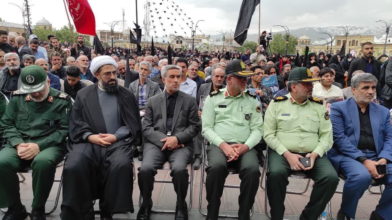 شهید رئیسی خود را به معنای واقعی خادم مردم می‌دانست‌