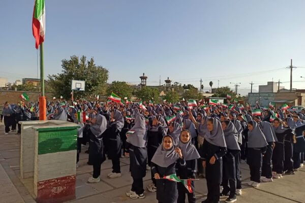 شادترین روز سال تحصیلی در مدرسه کوثر ناحیه ۴ شیراز 