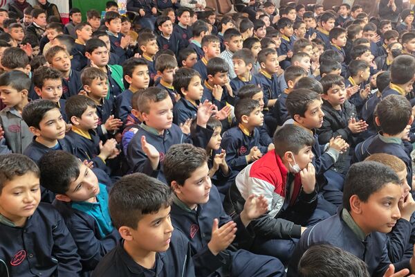 جشن میلاد با سعادت حضرت مهدی موعود(ع)در دبستان حاج همت بهارستان ۲