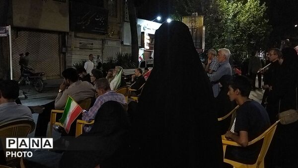 کافه گفتگوی حسینیه امام خمینی در شب صد و شصت و پنجم 
