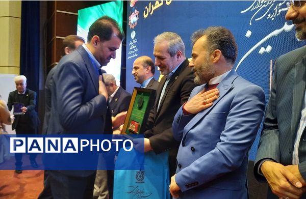  اختتامیه دهمین جشنواره کشوری نوجوان خوارزمی در مشهد