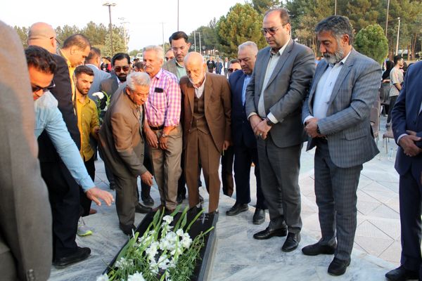 بیست و پنجمین سالگرد پهلوان یعقوبعلی شورورزی در آرامگاه مشاهیر نیشابور 