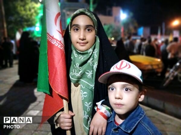 تویسرکان یک‌صدا برای ایران