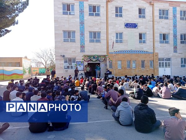 مراسم میلاد حضرت ابوالفضل(ع) در دبیرستان میثاق