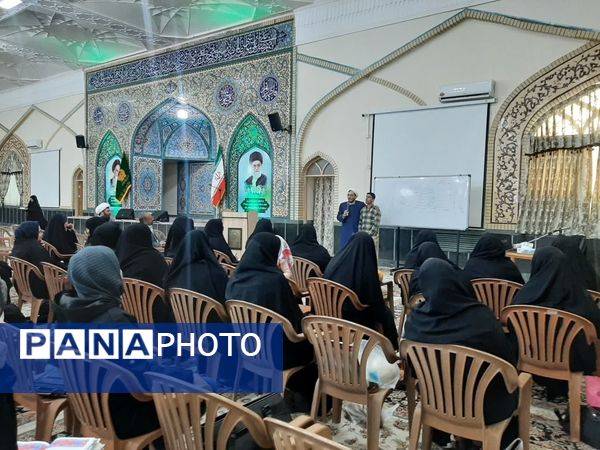 دوره آموزشی تربیت رسانه‌ای کودک در زیارتگاه شهید مدرس(ره)