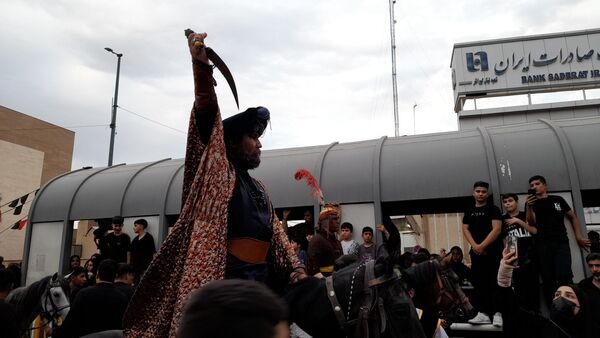 نقش‌آفرینی هنروران تعزیه در کاروان دخیل العباس(ع)