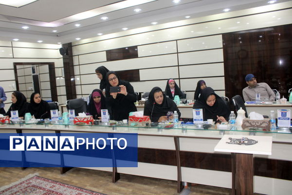 نشست خبری مدیرکل آموزش و پرورش استان بوشهر 