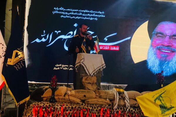  اولین اجلاسیه ۲۲۰ شهید محلاتِ حوزه مقاومت بسیج کمیل سپاه‌ ناحیه بقیه‌الله شیراز