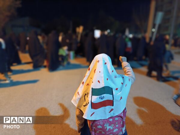 موشک‌های کاغذی کودکان فارسانی به آسمان رسیدند