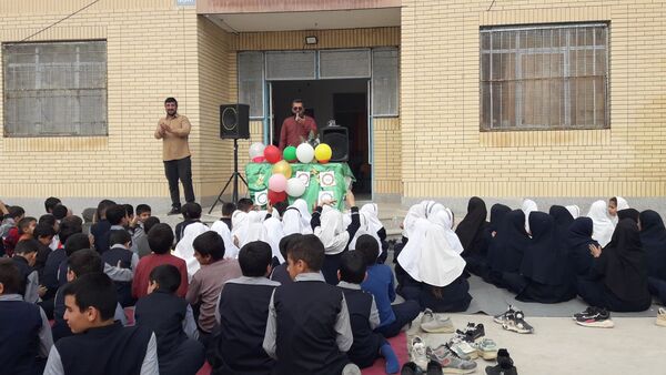 جشن ولادت حضرت فاطمه زهرا (س ) در مدرسه صغری عبداللهیان کاریزک