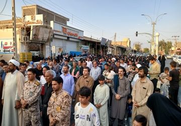 اجتماع غدیریون با شعار «ایران؛ ذوالفقار علی» در عنبرآباد