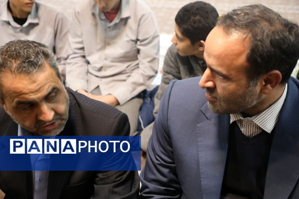 برگزاری یادواره شهدا و مراسم افطاری در دبیرستان شاهد پیام غدیر