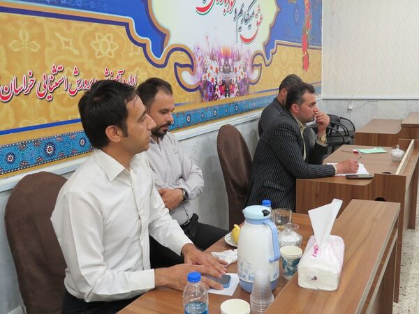 نشست معاون پیشگیری و تشخیص توانبخشی سازمان آموزش پرورش استثنایی کشور با مدیران مرکز  استان
