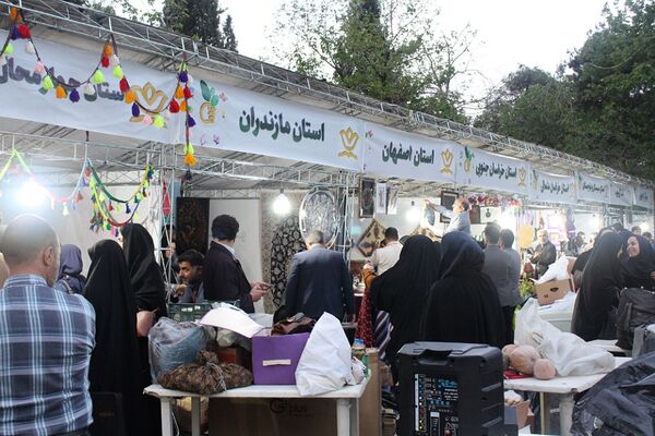 افتتاح نمایشگاه دستاوردهای کانون‌های فرهنگی و تربیتی سراسر کشور در اردوگاه شهید باهنر