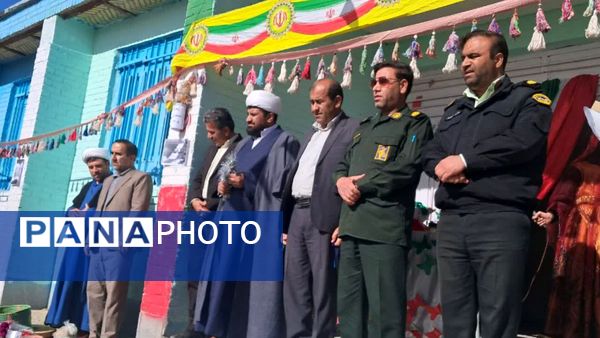 نواخته شدن زنگ انقلاب در دبستان دخترانه ام‌البنین دیشموک