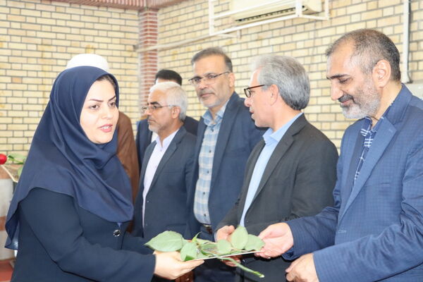 زنگ سپاس معلم در دبستان معینی بوشهر