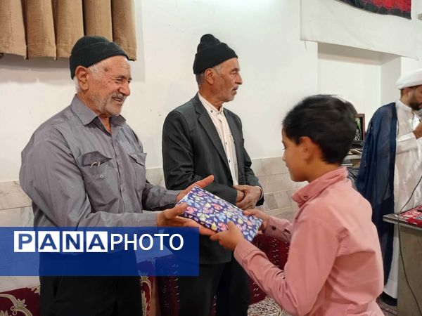 تقدیر از دانش‌آموزان فعال روستای نقاب