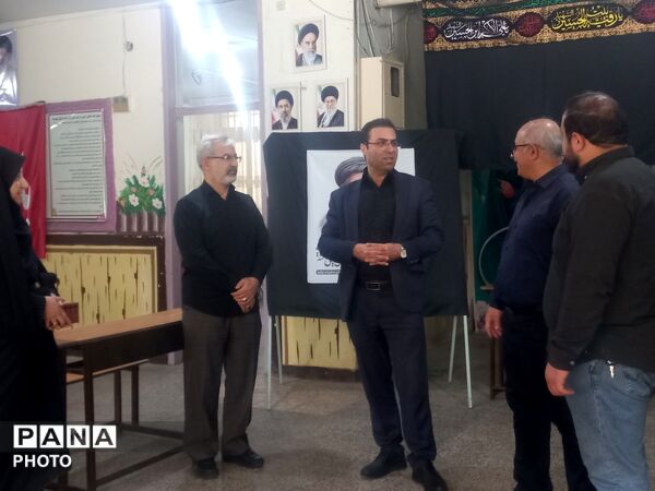 بازدید مدیر آموزش و پرورش ناحیه ۴ کرج از مدرسه تزکیه اسکان زائران رهبر شهید