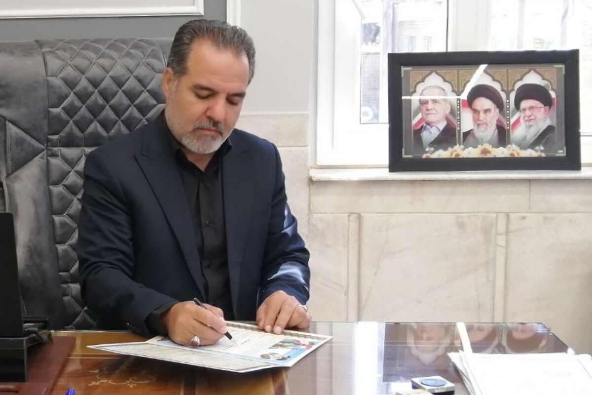 با گذشت چهل روز از شهادت دانش‌آموزان میناب هنوز نام و یادشان در مدرسه‌ها جاری است