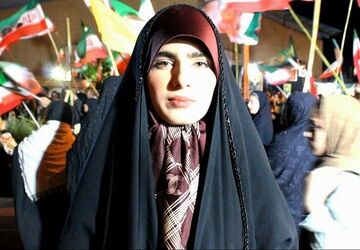  روایتی دیگر از قاب دختر لنده‌ای