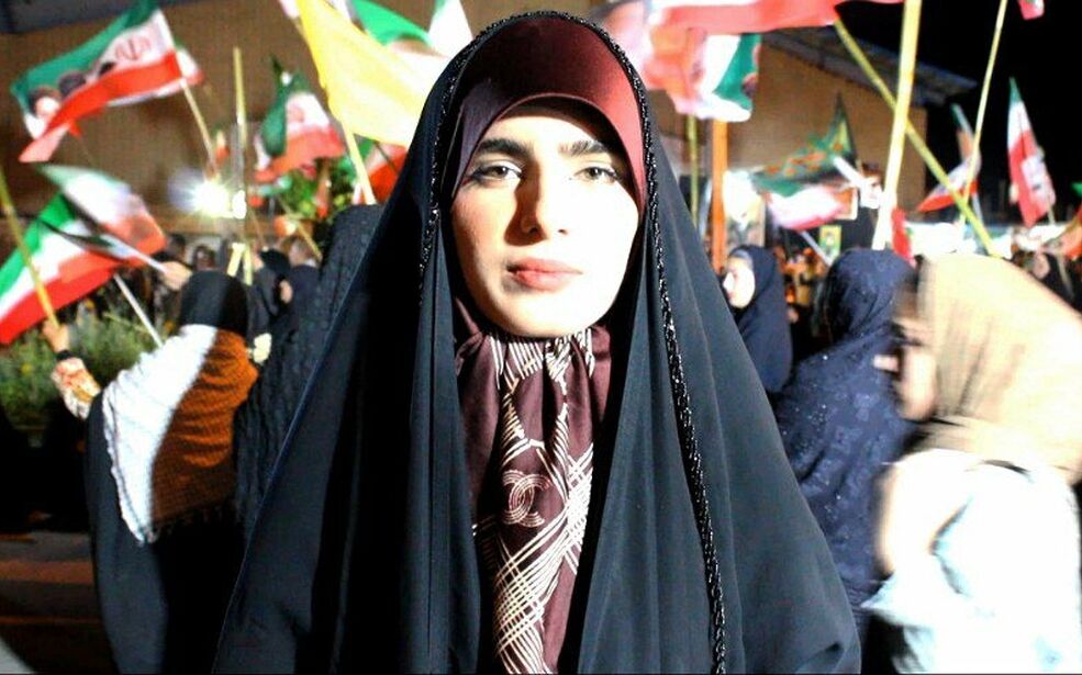  روایتی دیگر از قاب دختر لنده‌ای