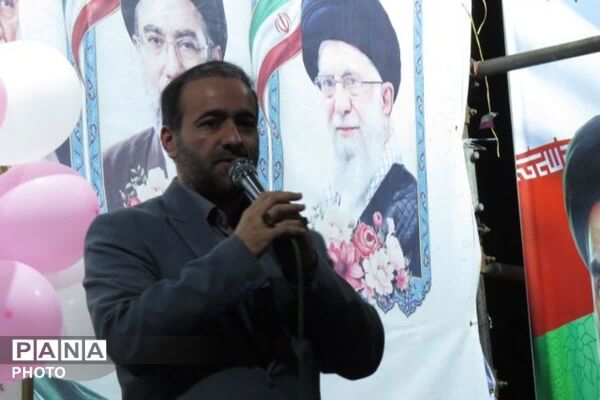 حضوری متفاوت در شبی به یادماندنی در سنگر خیابان