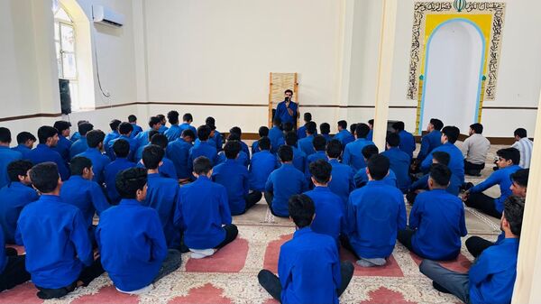 مراسم ایام فاطمیه در دبیرستان پسرانه امیرکبیر منطقه سندرک
