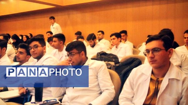 جشن روز پرستار در دانشکده علوم پزشکی دانشگاه آزاد اسلامی واحد کرج 