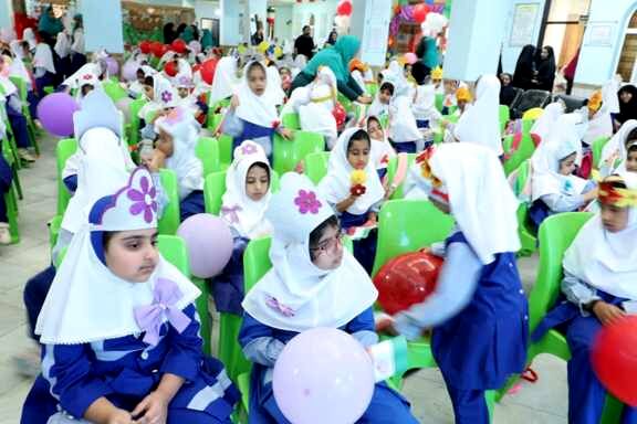 آغاز فصل شکوفه ها در بندرعباس 