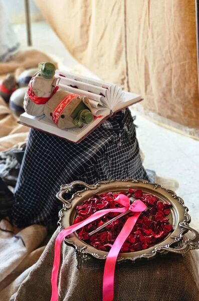 جشن مهر و مقاومت در دبیرستان حضرت زینب(س) ابرکوه برگزار شد