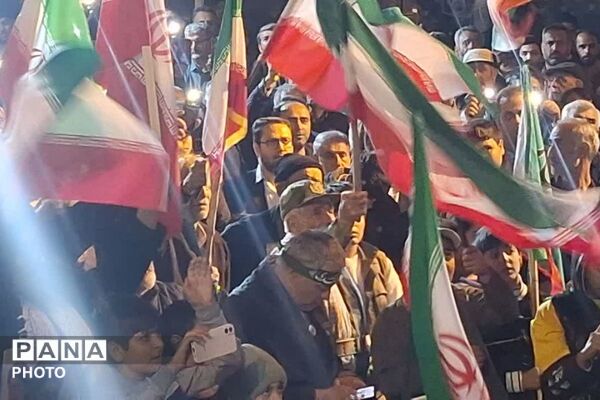 ادامه میدان‌داری مردم فیروزکوه در هشتادمین موج حماسه خیابان