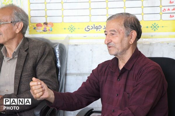 آیین بزرگداشت «خاطره‌سازان» در آموزشگاه شهید جوادی
