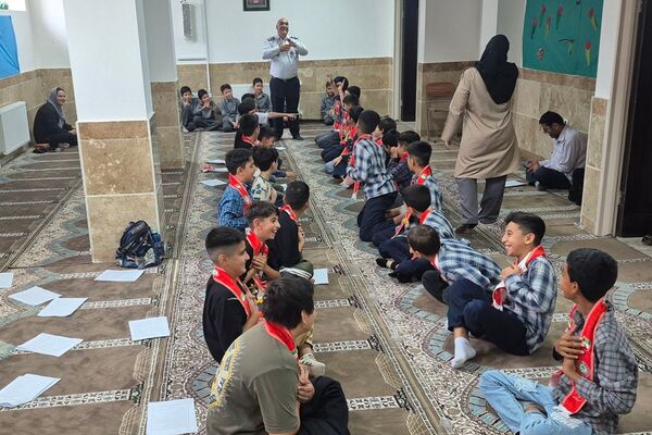 برگزاری کارگاه آموزش مهارت‌های تشکیلات سازمان دانش‌آموزی در کهریزک 