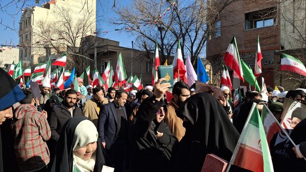 جلوه‌های باشکوه حضور مردم قم در راهپیمایی ۲۲ دی