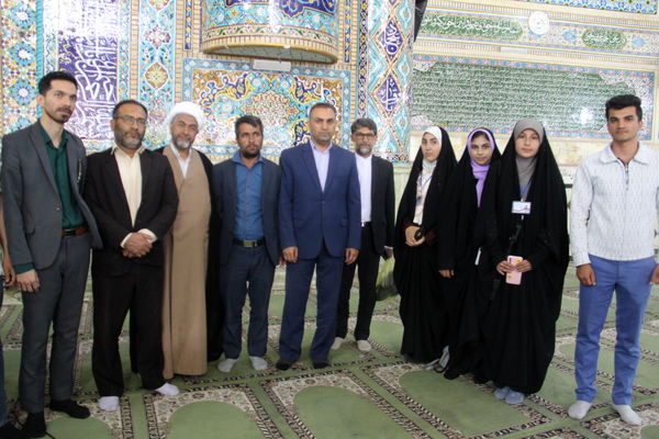 نماز جمعه شهرکرد با عطر حضور معلمان